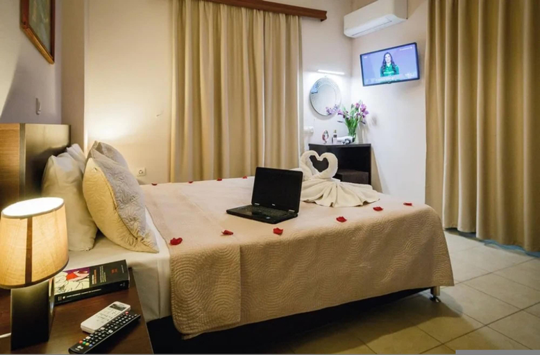 Room 4, Mirimar Apartments Zante, Ionian Islands