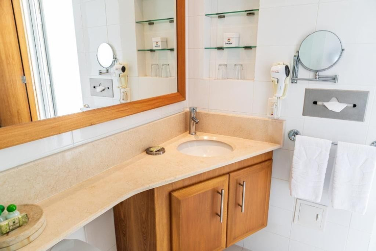 Bathroom 4, Hotel Irotama Del Mar, Santa Marta (Dist. Esp.)