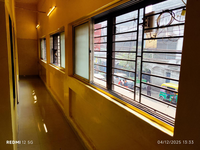 Others 5, Rathore Inn, Haora