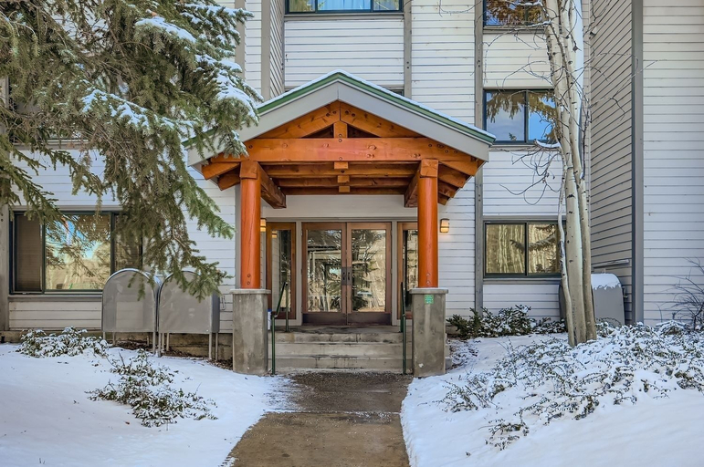 Exterior 4, 51 Snowflower 2 Bedroom Condo by RedAwning, Summit