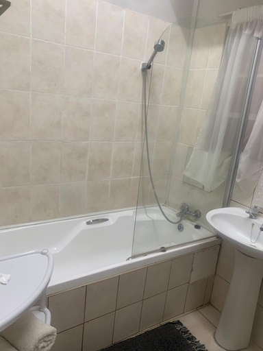 Bathroom 4, B&B at Bloem, Mangaung