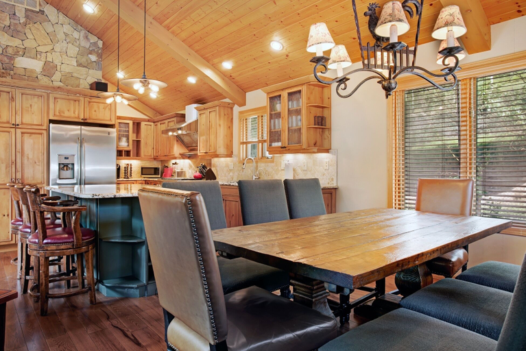 Dining, 4515 Bighorn Road 4 Bedroom Home, Eagle