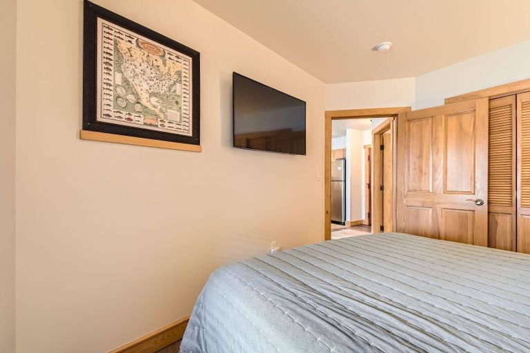 Bedroom 2, Copper Springs 132, Summit