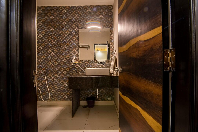 Bathroom 3, HOTEL MAHAJAN INTERNATIONAL, Delhi