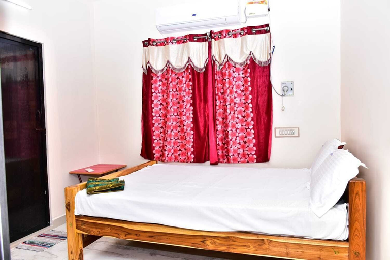 Room 2, Arunai Grand Tiruvannamalai, Tiruvannamalai