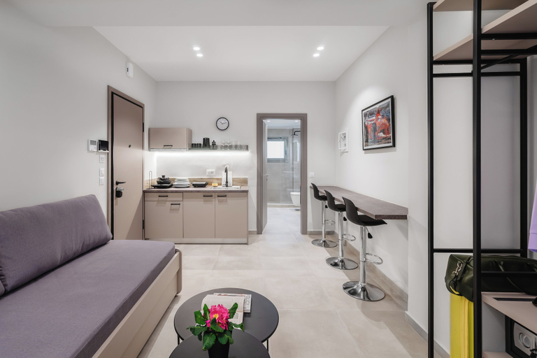 Room 5, ELA FIVE RESIDENCES, Attica