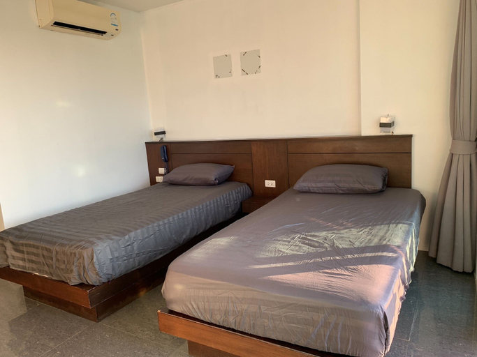 Room 4, Doze Bangla, Phuket Island