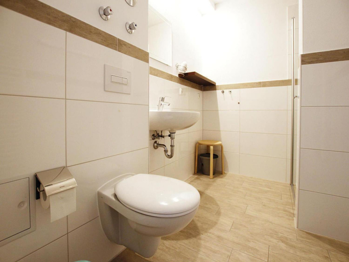 Bathroom 4, Appartement Hafenflair am Plauer See, Ludwigslust-Parchim