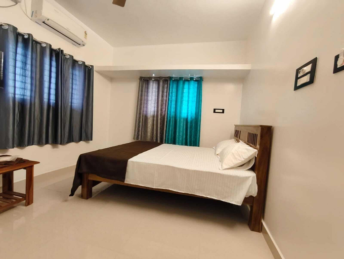 Interior detail 2, Sri Inn, Viluppuram
