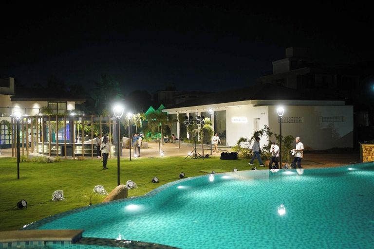 Pool 4, Shoreland Leisure Stays, Kancheepuram
