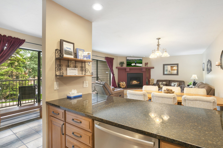Private kitchen 5, Beaver Creek West S2 2 Condo by RedAwning, Eagle