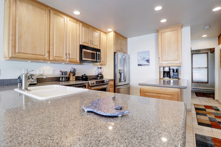 Private kitchen 2, Vp211 Village Point 2 Bedroom Condo by RedAwning, Summit