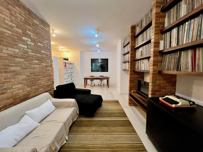 Living area 5, Casa Ingleses, Florianopolis