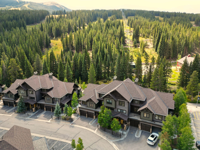Exterior 4, Mountain Chalet Right Next To The Lift - 39B by RedAwning, Summit