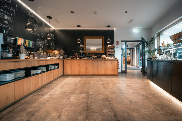 Breakfast buffet 5, Boutique Aparthotel Chalets Coburg, Liezen