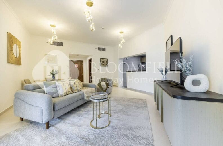 Living area 5, 327 Bloomfields Magnificent 1BR Ajwan