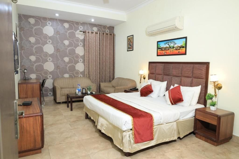 Bedroom 2, HOTEL DREAMZ RESIDENCY, Karnal