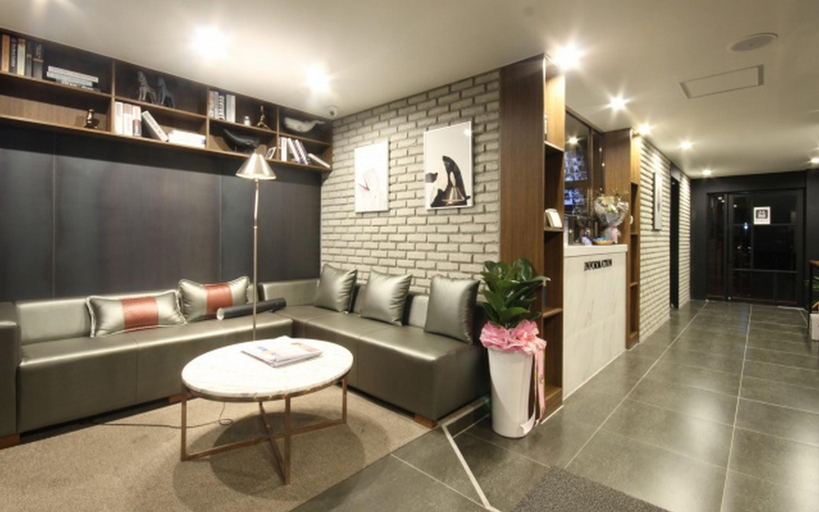 Others 5, Changwon Myeongseo-dong No. 25 Hotel Convention Branch, Changwon