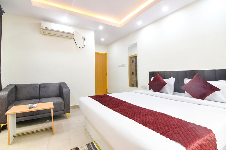 Bedroom 3, FabHotel Royal Place, Kolkata