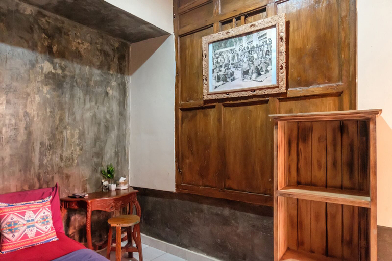 Room 2, TwoSpaces Living at Wave And Chill House, Badung