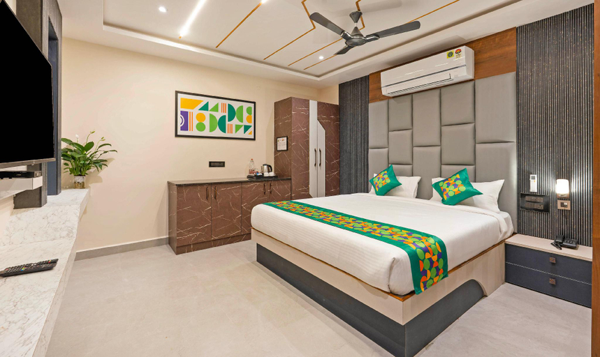 Bedroom 3, Treebo Hr Grand, Chittoor