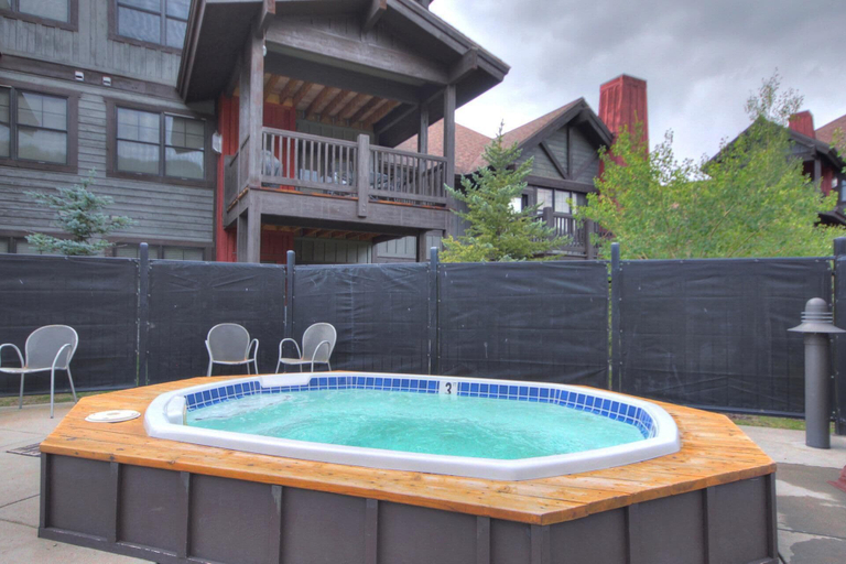 Terrace/patio, CA3202 The Cache by RedAwning, Summit