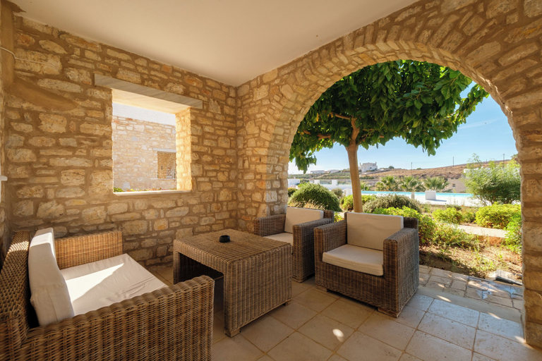 Terrace/patio 3, Kriolithos Houses, South Aegean