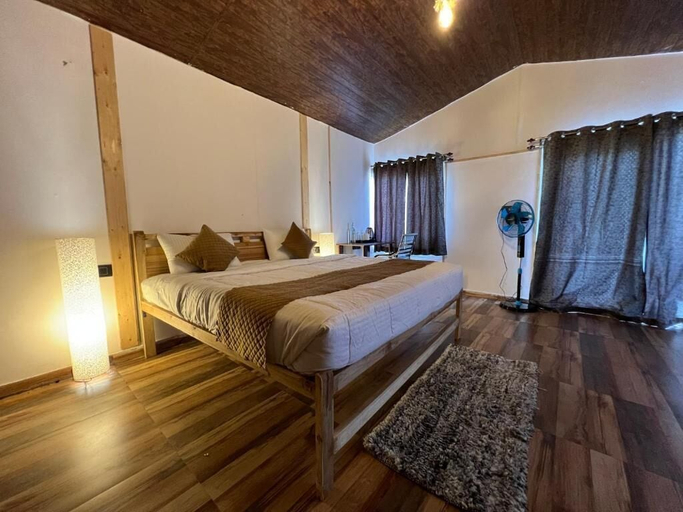 Room 3, Adaara - A Pet Friendly Cottage, Almora