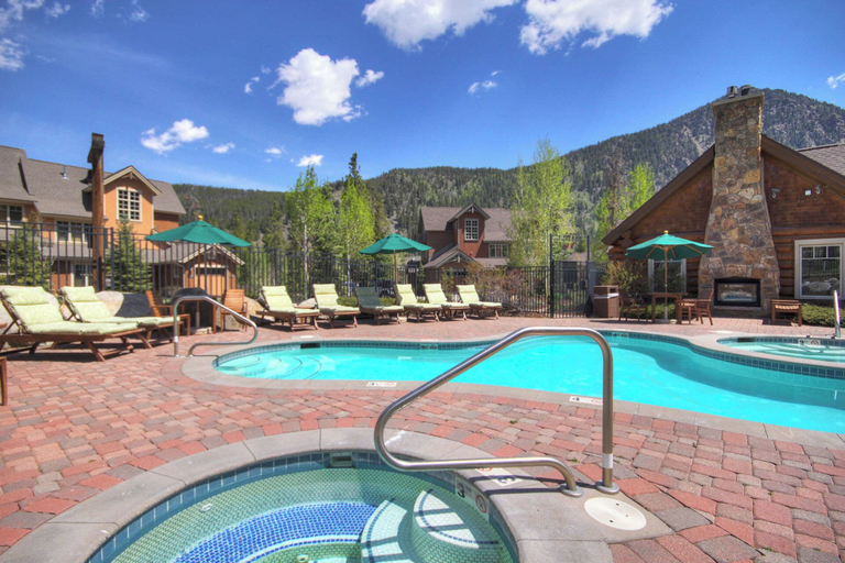 Sport & Beauty 4, Settlers Creek, Summit