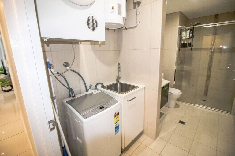Room 3, ZEN Central CBD - Affordable 3-bdrm Apt in the Heart of Darwin City, Darwin