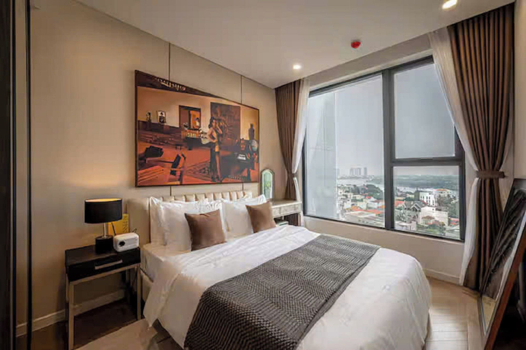 Room 4, Odela Luxstay Q2 Terrace Residence, District 2