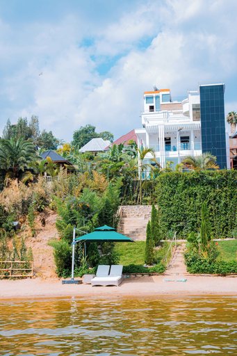 Beach bar, Kivu hilltop Beach Hotel & Apartment, Rubavu