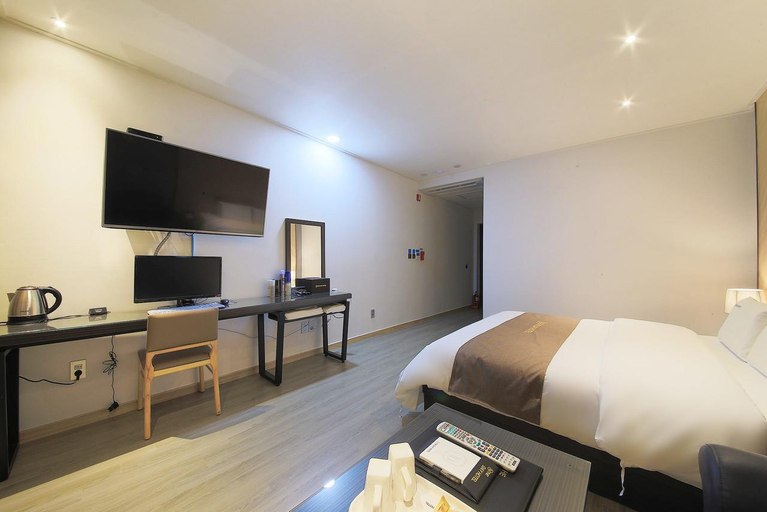Bedroom 2, Dobong the Day Hotel, Dobong