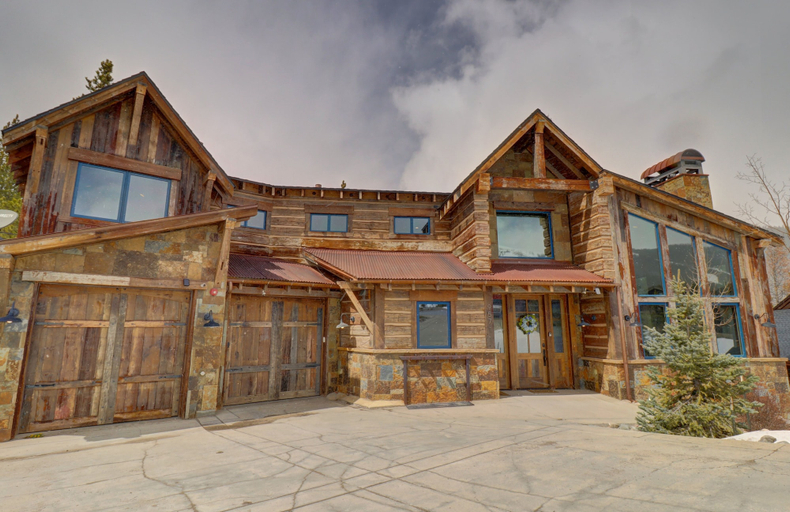 Exterior 4, The Timber Lodge 957 7 Bedroom Home by RedAwning, Summit