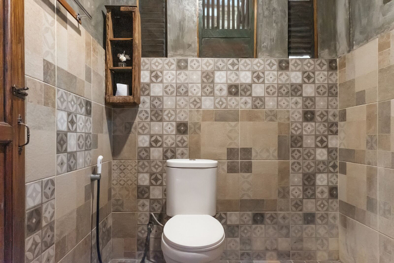 Bathroom 5, TwoSpaces Living at Wave And Chill House, Badung
