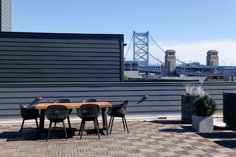 Room 4, Sosuite 2BR Loft w W/d, Shared Roofdeck, Philadelphia