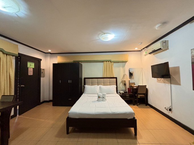 Others 3, D' Leonor Hotel, Davao City