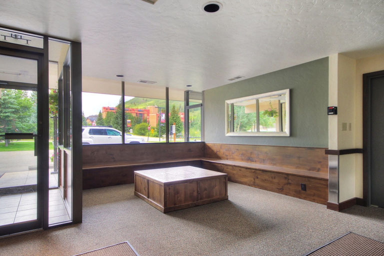 Interior 5, Comfortable Cozy Condo - Short Walk to American Eagle Lift - SH402 by RedAwning, Summit