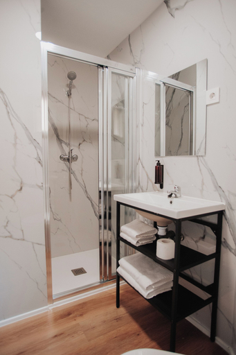 Bathroom 3, Polotel, Valladolid