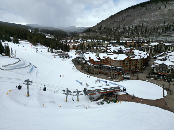 Snow and ski sports 5, Roomy Condo With Great Amenities - VS643 by RedAwning, Summit