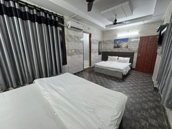 Room 5, Hotel Natraj A Boutique Hotel, Hardwar