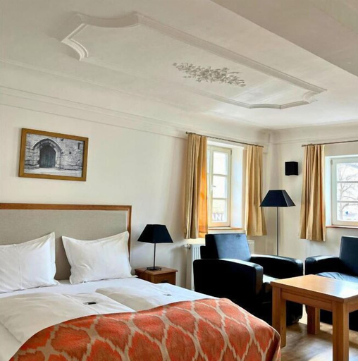 Bedroom 4, Hotel Hahnmühle 1323, Coburg
