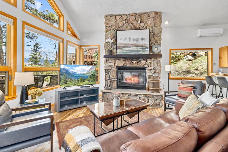 Living area 3, Montane Luxury Vacation Rental At Windcliff 3 Bedroom Home, Larimer