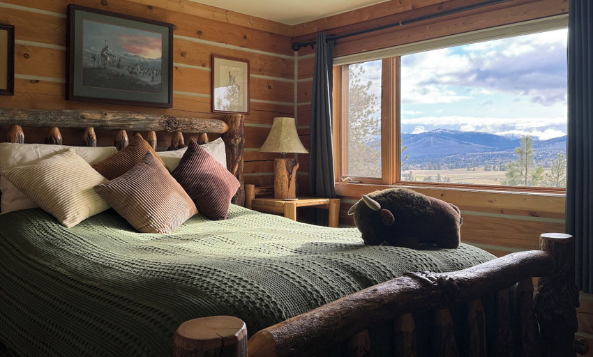 Bedroom 1, Blue Mountain Bed & Breakfast, Missoula