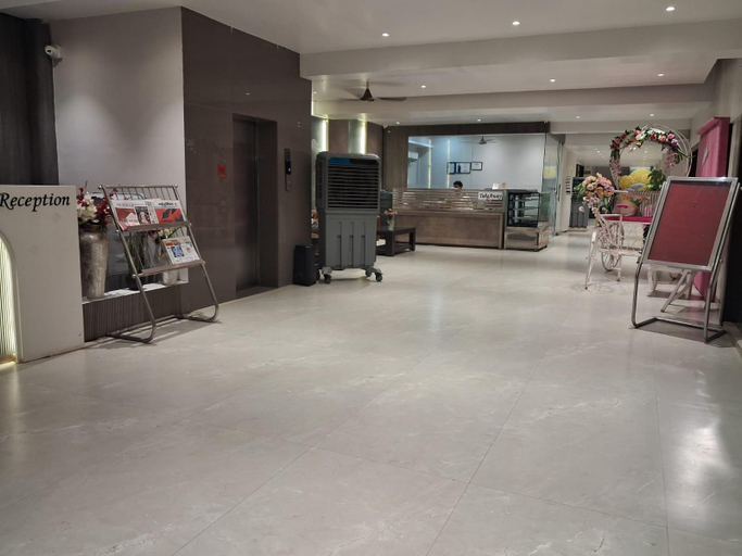 Public Area 3, Hotel Downtown - Bilaspur, Bilaspur