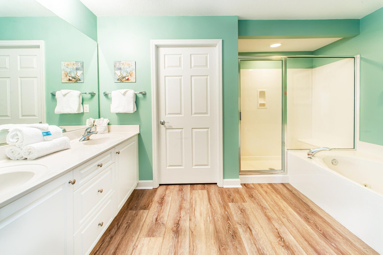 Bathroom 5, Sterling Beach #602, Bay