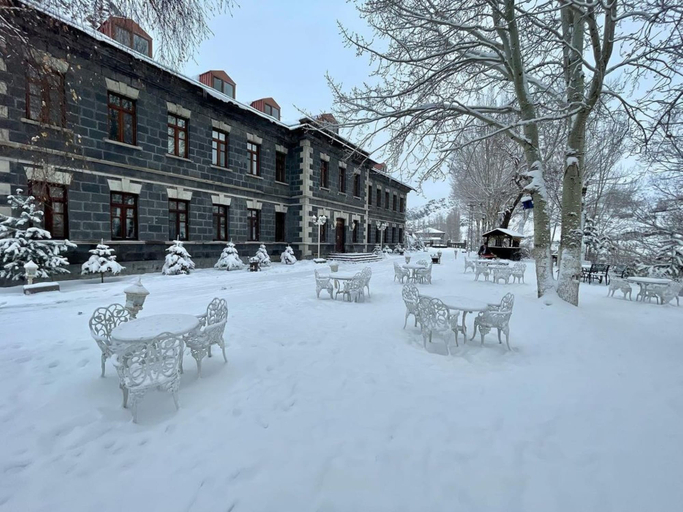 Exterior 2, Hotel Katerina Sarayi, Merkez