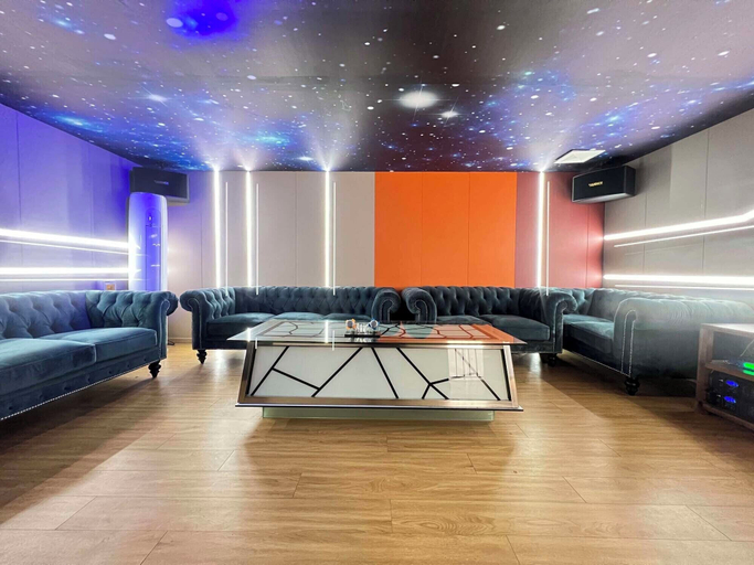 Karaoke room 3, Shenshan Wild Escape, Huzhou