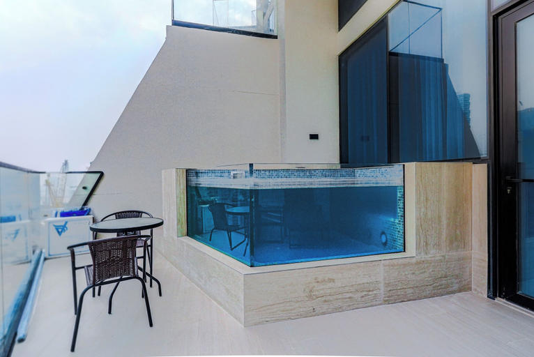 Private pool, Binghatti Royale Residences - JVC, Dubai