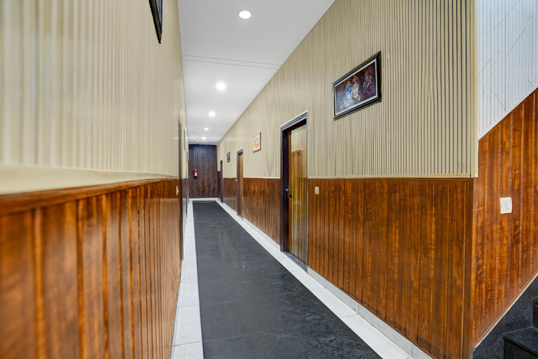Public Area 2, Super Hotel O by OYO Silver Arc Mall Ludhiana Formerly White Solitaire 1, Ludhiana